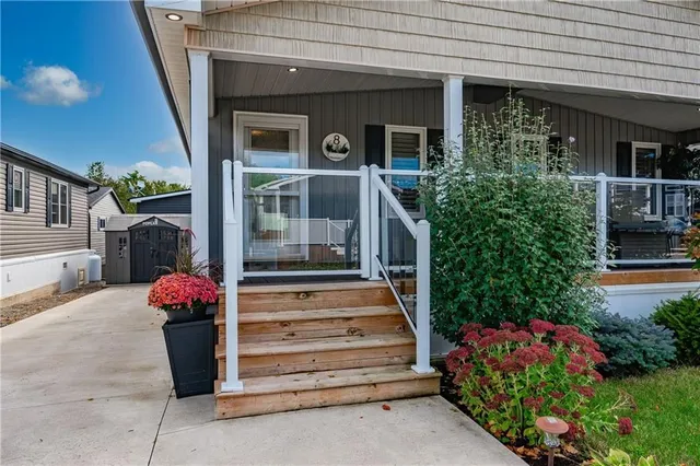 Additional property image - 4449 MILBUROUGH Line Unit 8 Poplar St