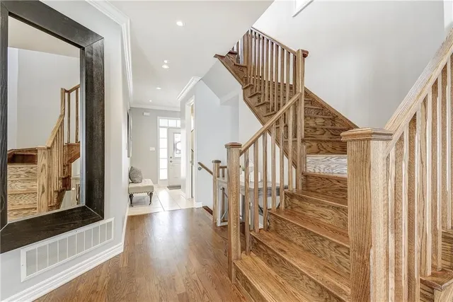 Additional property image - 280 FELLOWES Cres