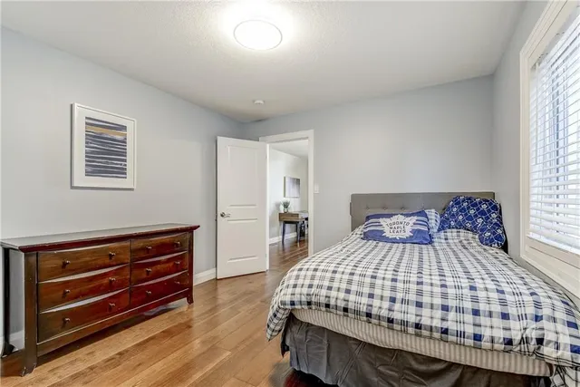 Additional property image - 280 FELLOWES Cres