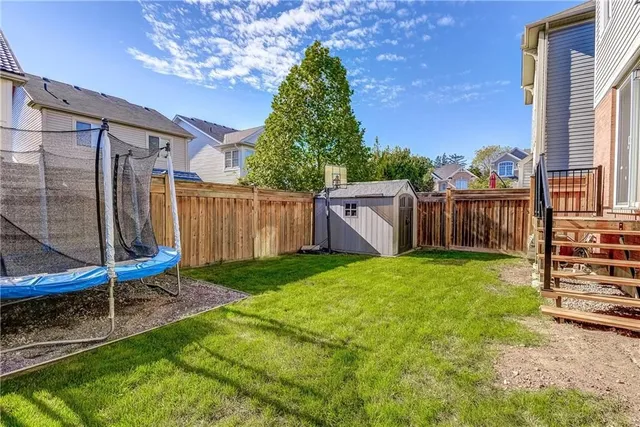 Additional property image - 280 FELLOWES Cres
