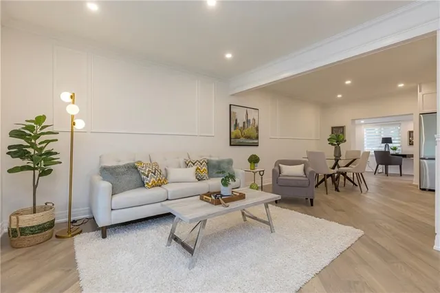 Additional property image - 564 ABERDEEN Ave