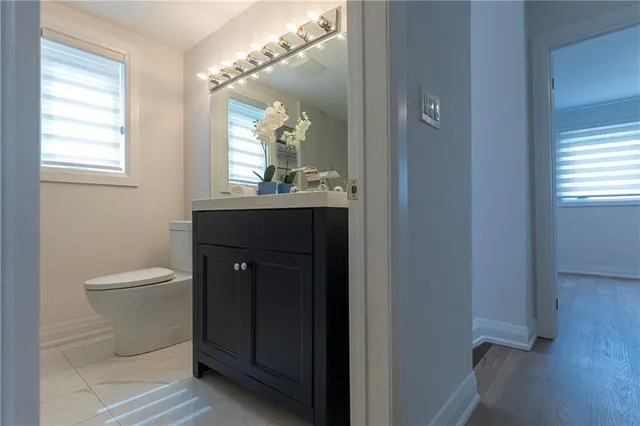 Additional property image - 564 ABERDEEN Ave