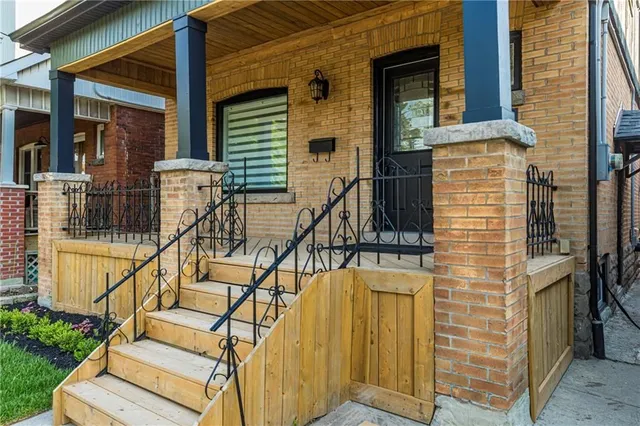 Additional property image - 564 ABERDEEN Ave