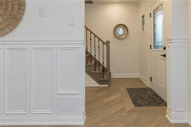Additional property image - 564 ABERDEEN Ave