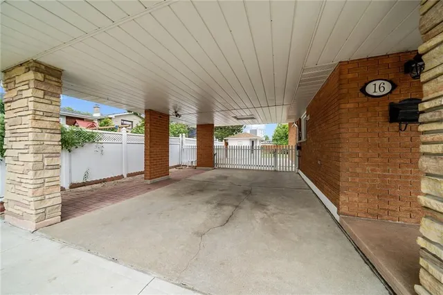 Additional property image - 16 LAWRENCE Ave