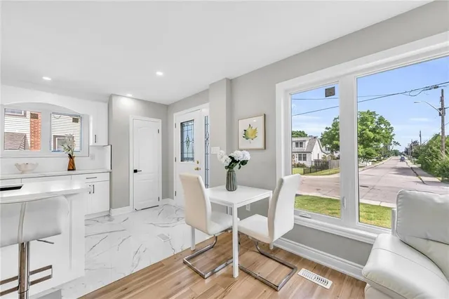 Additional property image - 66 HOWE Ave