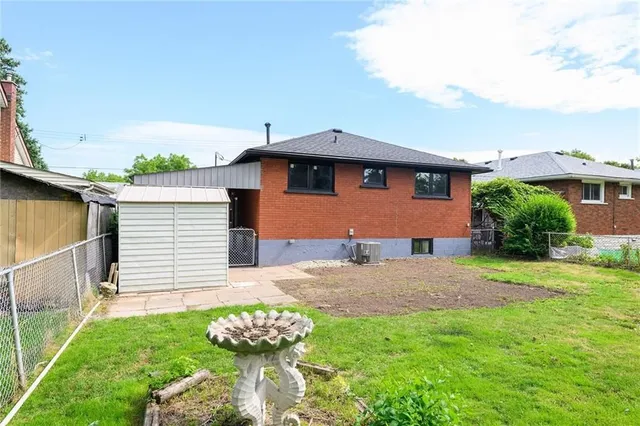 Additional property image - 66 HOWE Ave