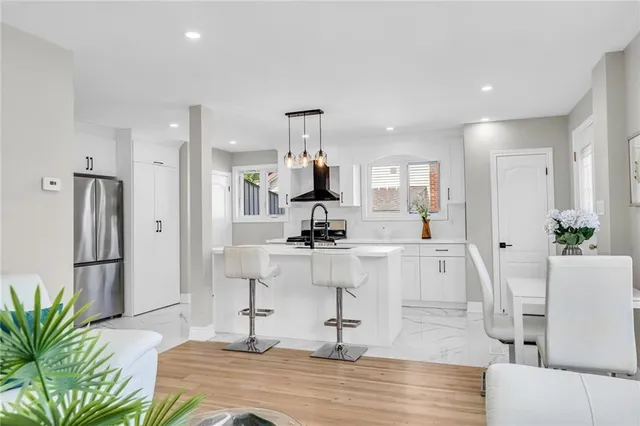 Additional property image - 66 HOWE Ave