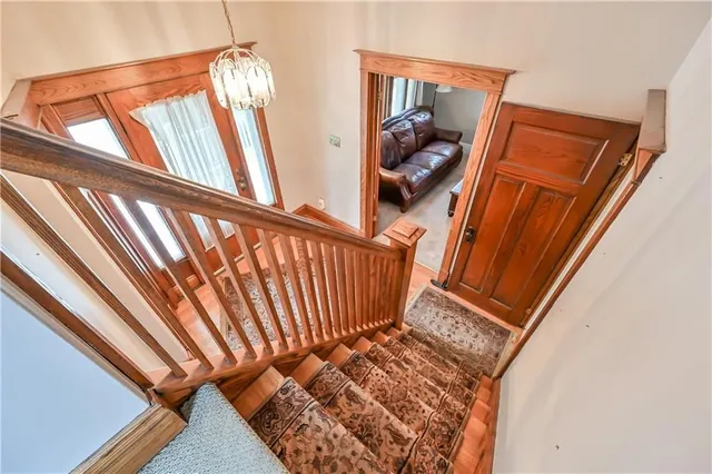 Additional property image - 2114 CAROLINE St