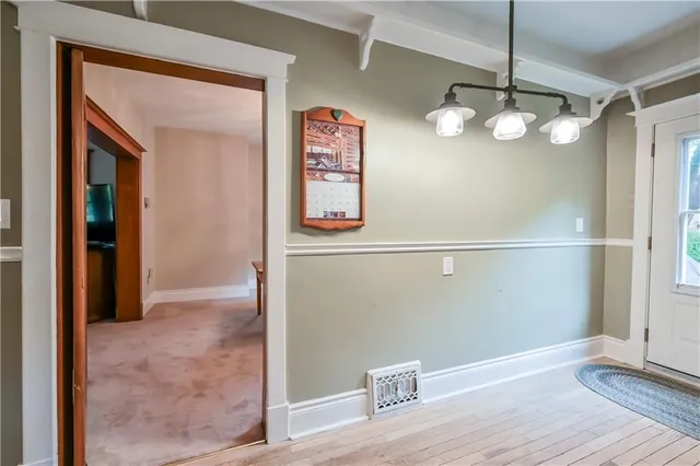 Additional property image - 2114 CAROLINE St