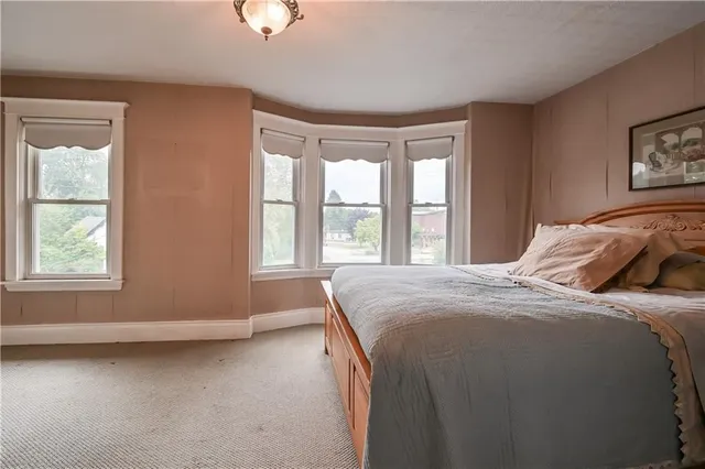 Additional property image - 2114 CAROLINE St