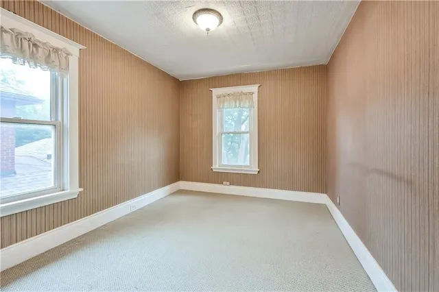 Additional property image - 2114 CAROLINE St