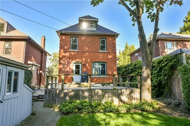 Additional property image - 2114 CAROLINE St