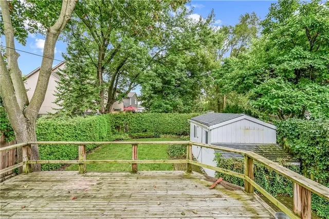 Additional property image - 2114 CAROLINE St