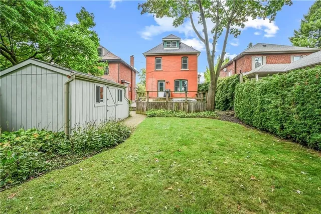 Additional property image - 2114 CAROLINE St