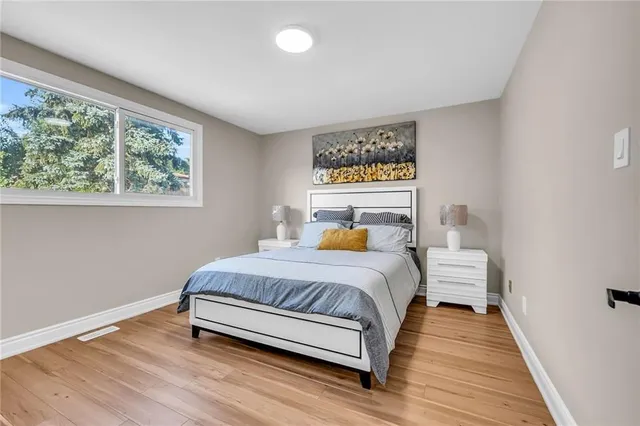 Additional property image - 165 BELLINGHAM Dr