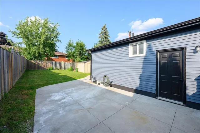 Additional property image - 165 BELLINGHAM Dr