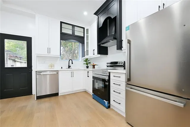 Additional property image - 58 GIBSON Ave