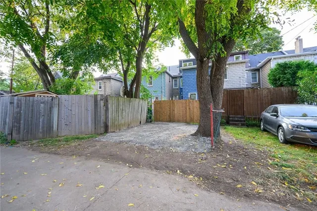Additional property image - 58 GIBSON Ave