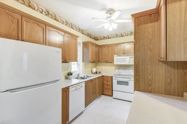 Additional property image - 192 SILVERBIRCH Blvd