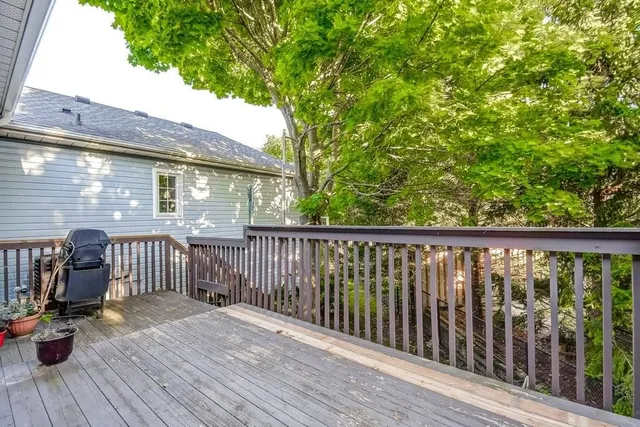 Additional property image - 192 SILVERBIRCH Blvd