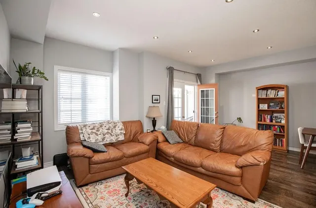 Additional property image - 81 HUGILL Way