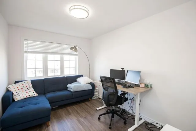 Additional property image - 81 HUGILL Way