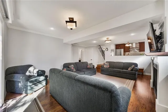 Additional property image - 14 JACQUELINE Blvd
