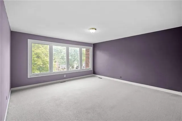 Additional property image - 2384 MARYVALE Crt