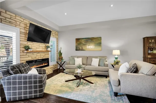 Additional property image - 310 FALL FAIR Way Unit 16