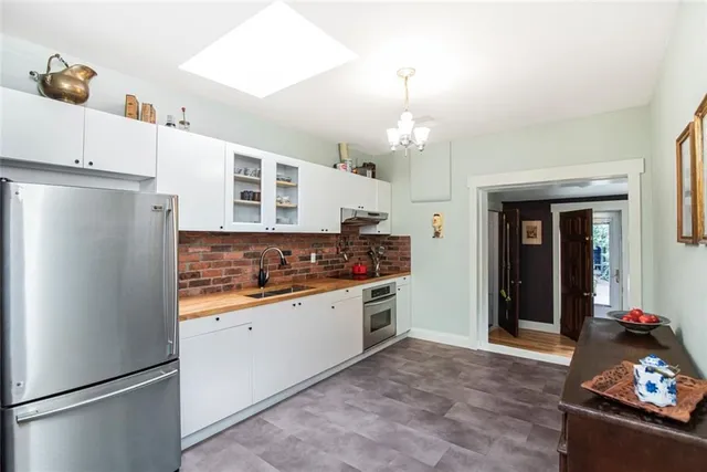 Additional property image - 205 WENTWORTH St