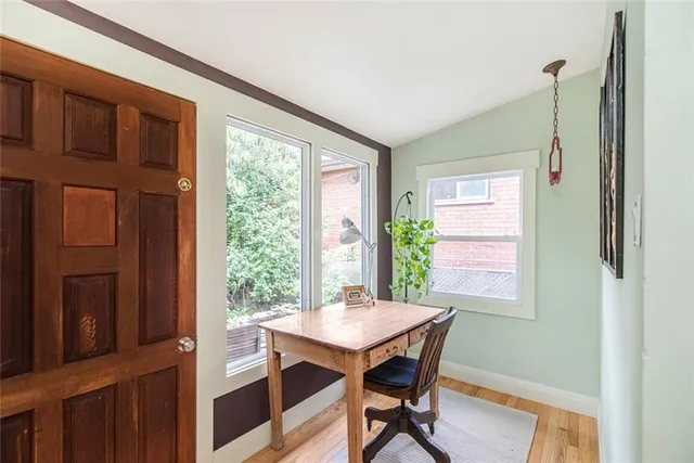 Additional property image - 205 WENTWORTH St