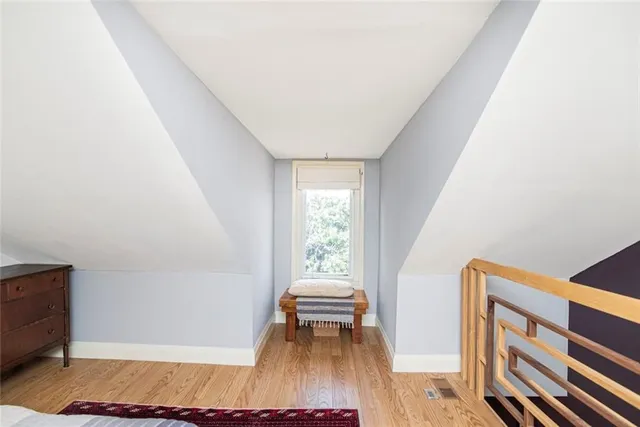 Additional property image - 205 WENTWORTH St