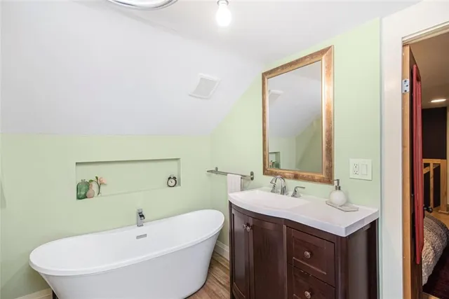 Additional property image - 205 WENTWORTH St