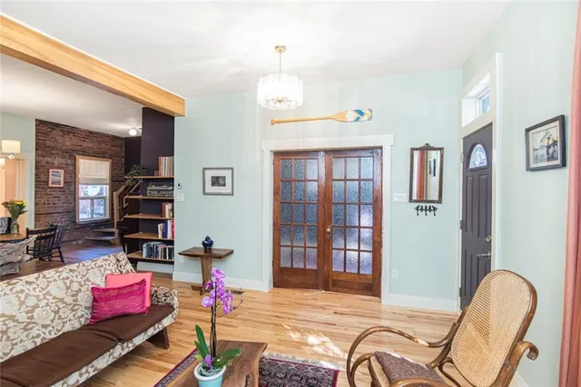 Additional property image - 205 WENTWORTH St
