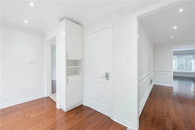 Additional property image - 494 DICENZO Dr
