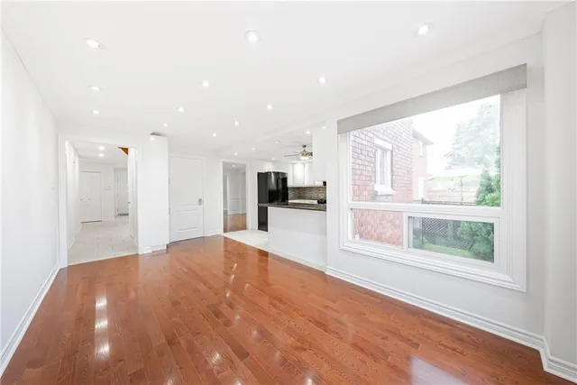 Additional property image - 494 DICENZO Dr