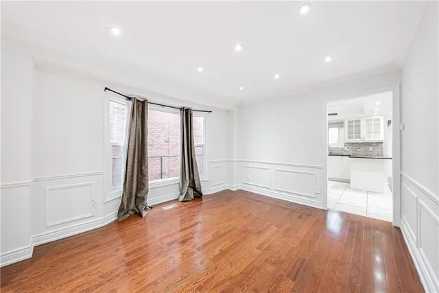 Additional property image - 494 DICENZO Dr