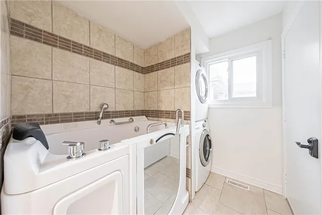 Additional property image - 494 DICENZO Dr