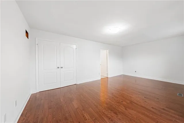 Additional property image - 494 DICENZO Dr