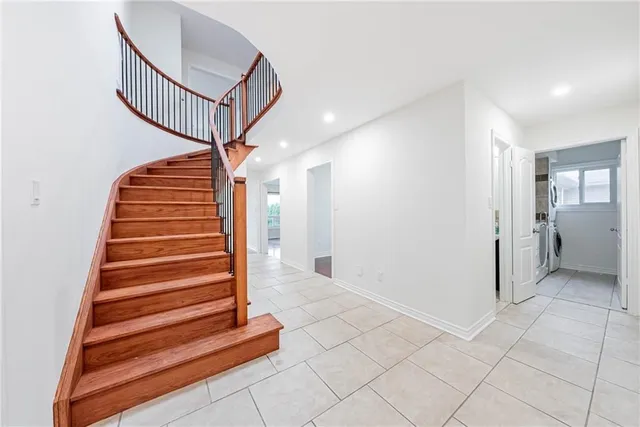 Additional property image - 494 DICENZO Dr