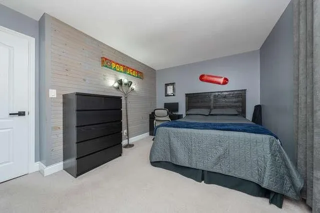 Additional property image - 1523 RUSHOLME Cres