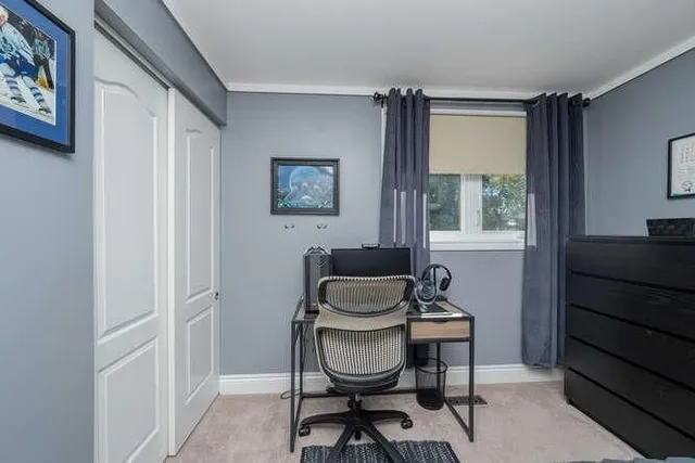 Additional property image - 1523 RUSHOLME Cres