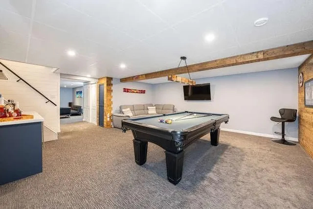 Additional property image - 1523 RUSHOLME Cres
