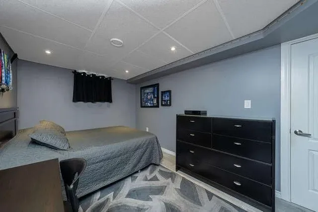 Additional property image - 1523 RUSHOLME Cres