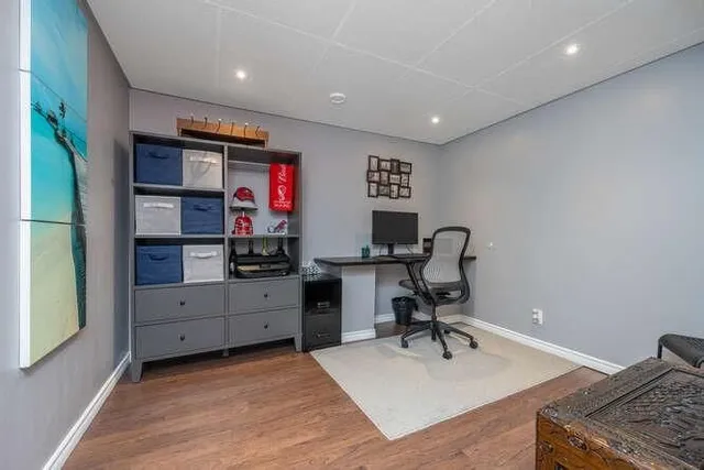 Additional property image - 1523 RUSHOLME Cres