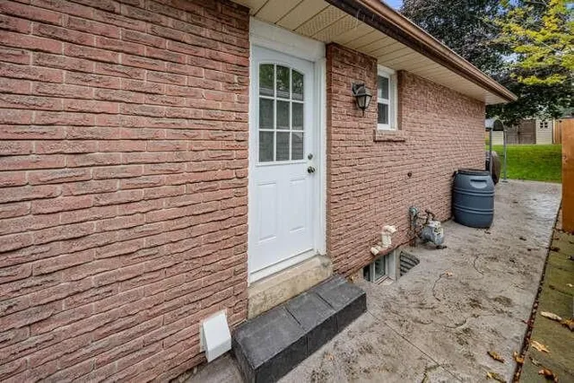 Additional property image - 1523 RUSHOLME Cres