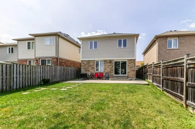 Additional image 6 of 16 NEWPORT Cres