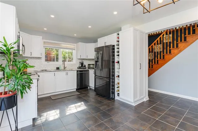 Additional property image - 3247 STEEPLECHASE Dr