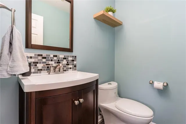 Additional property image - 3247 STEEPLECHASE Dr